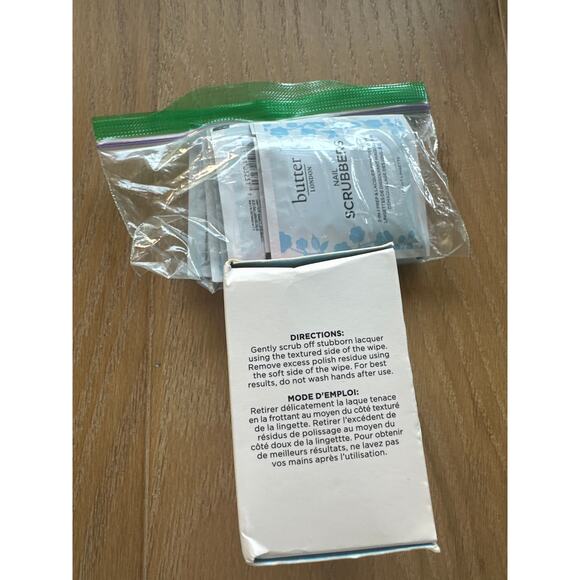 BUTTER LONDON Nail Scrubbers - Intensely Saturated and Easy-to-Use - Picture 5 of 5